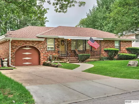 4319 Polk St, Omaha, NE 68107