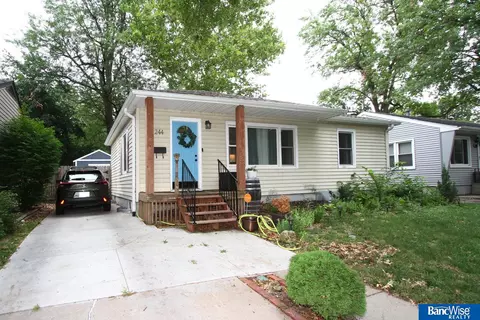 244 S 30th St, Lincoln, NE 68510