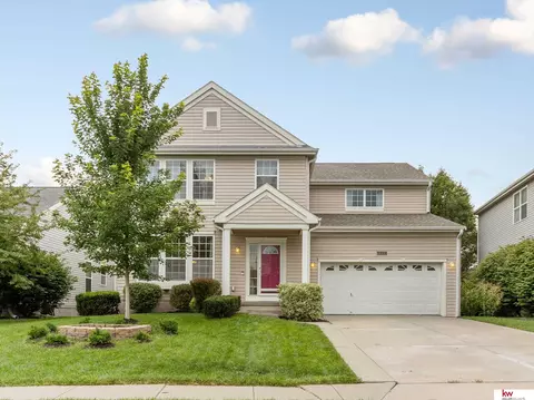 7818 N 153 St, Bennington, NE 68007