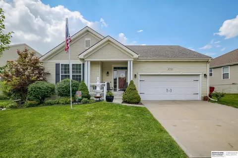 8730 Greenfield St, Omaha, NE 68136