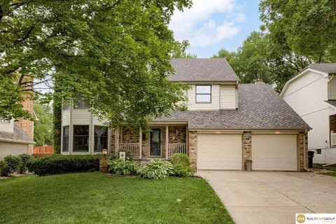 10428 Y St, Omaha, NE 68127
