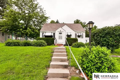 608 Chicago Ave, Plattsmouth, NE 68048