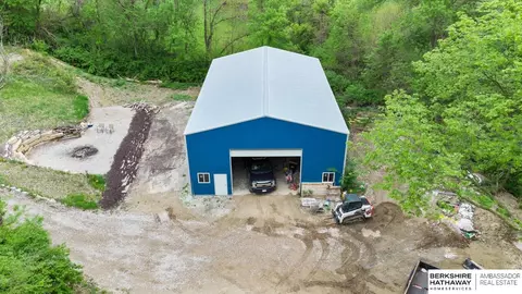 2554 Us Hwy 75, Fort Calhoun, NE 68023