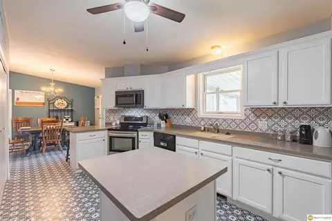 641 E 9th St, North Bend, NE 68649 photo 3