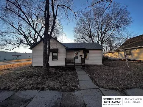 752 E Dodge St, Fremont, NE 68025