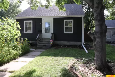 1535 N Colson Ave, Fremont, NE 68025