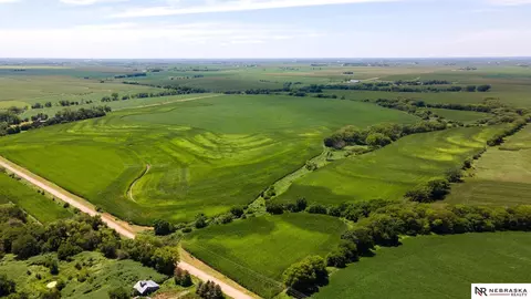 3070 W Buckeye Rd, Cortland, NE 68331