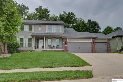 4332 S 174 St, Omaha, NE 68135