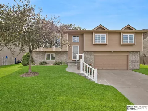 12510 S 217th St, Gretna, NE 68028