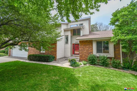 6421 White Dove Cir, Lincoln, NE 68512