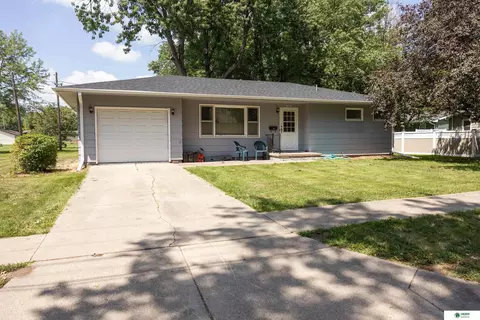 616 Ekeley St, Stromsburg, NE 68666