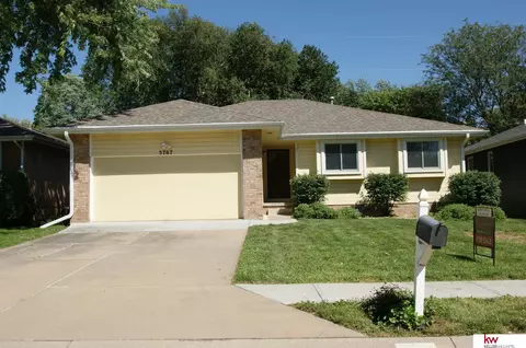 5767 S 115 Cir, Omaha, NE 68137