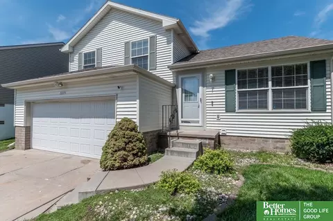 13008 Nebraska Ave, Omaha, NE 68164