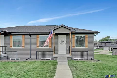 4547 Lewis Ave, Lincoln, NE 68521