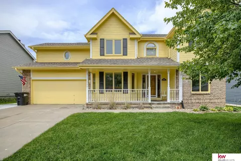15804 Monroe St, Omaha, NE 68135