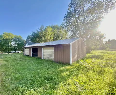 403 5th St, Alexandria, NE 68303