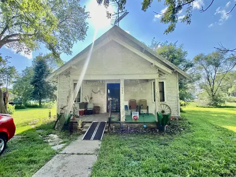 506 S Clemons St, Ohiowa, NE 68416