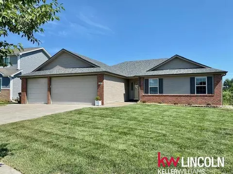 1540 Latham St, Lincoln, NE 68521