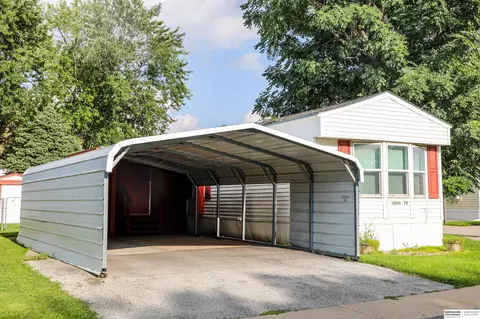 12636 Ruggles Plz #78, Omaha, NE 68164