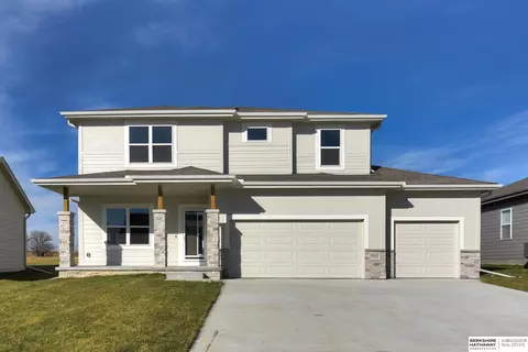 9602 S 184th Ter, Omaha, NE 68136