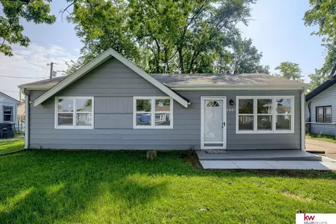 4007 Wakeman Dr, Council Bluffs, IA 51503