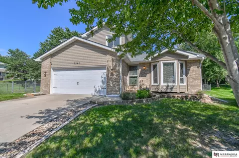 7340 Framton Cir, Lincoln, NE 68516