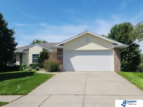 1935 Linden St, Syracuse, NE 68446