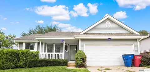 7602 S 136th St, Omaha, NE 68138