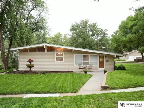 5056 S 129th St, Omaha, NE 68137