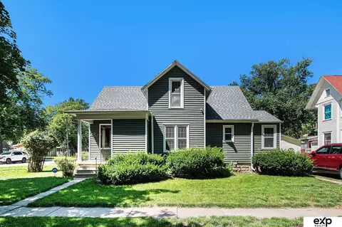1205 N H St, Fremont, NE 68025