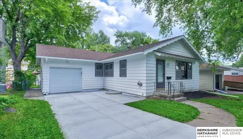 4517 N 55 St, Omaha, NE 68104