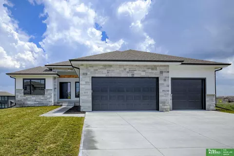 4415 S 219th St, Elkhorn, NE 68022