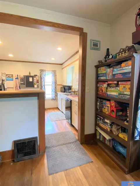 1609 Elk St, Beatrice, NE 68310 photo 7