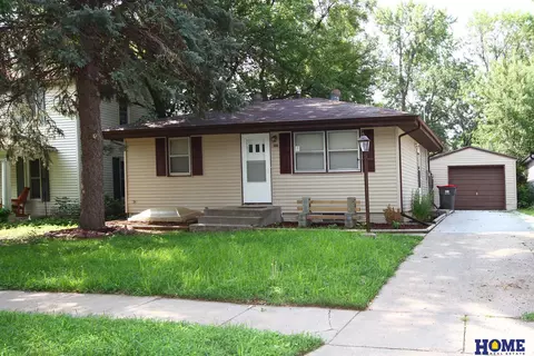 3931 Madison Ave, Lincoln, NE 68504