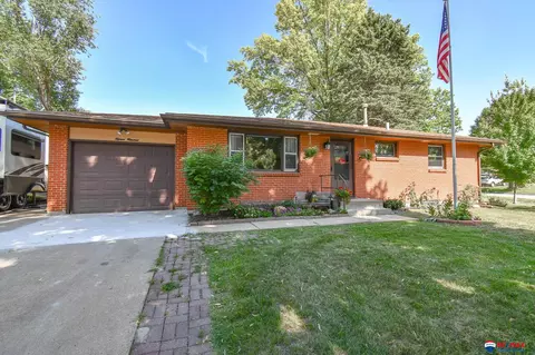 1500 N 76 St, Lincoln, NE 68505