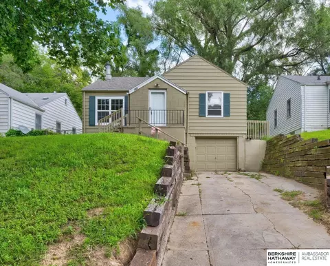 6909 N 33 St, Omaha, NE 68112