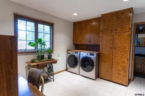 910 E J St, Ogallala, NE 69153 photo 6
