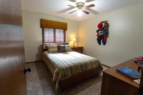 910 E J St, Ogallala, NE 69153 photo 11