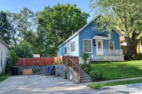 4219 Patrick Ave, Omaha, NE 68111