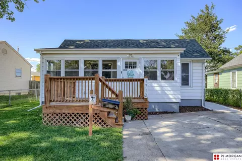1712 Ave B, Council Bluffs, IA 51501