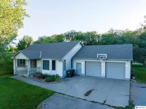 17166 County Road 26, Blair, NE 68008