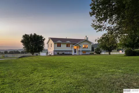 23224 Norris Ave, Glenwood, IA 51534