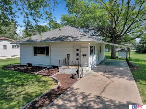 940 N 9th St, David City, NE 68632