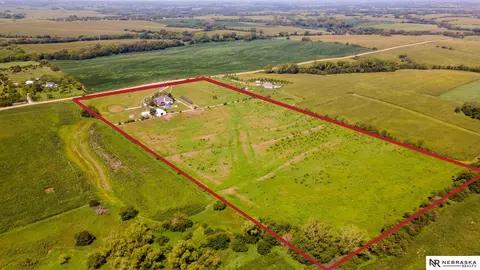 12480 SW 58 St, Martell, NE 68404