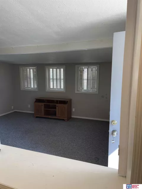 111 E 9th St, Stromsburg, NE 68666 photo 5