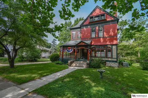 1039 Forest Ave, Crete, NE 68333