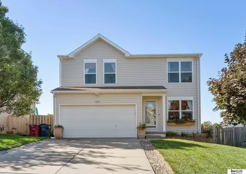 11203 Hanover St, Omaha, NE 68142