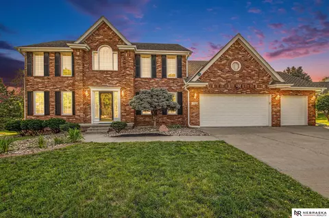 1729 N 131st Cir, Omaha, NE 68154