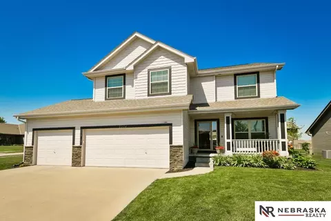 8204 N 161st St, Bennington, NE 68007