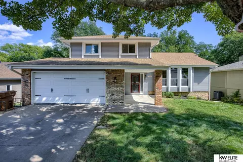 13263 Brookside Dr, Bellevue, NE 68123
